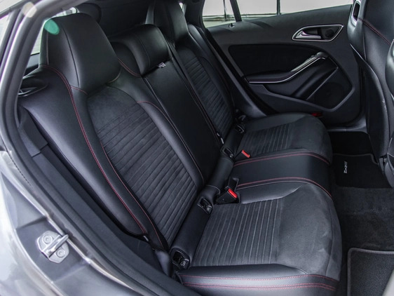 Mercedes-Benz CLA cena 89900 przebieg: 135349, rok produkcji 2018 z Olsztynek małe 742